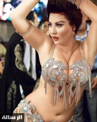 نميمة الفن..بدون خجل ولا حياء منها فيديو جرئ للصاروخ صافيناز و الحارس الشخصي يلعب بهذه المنطقة الحساسة..شاهد قبل الحذف