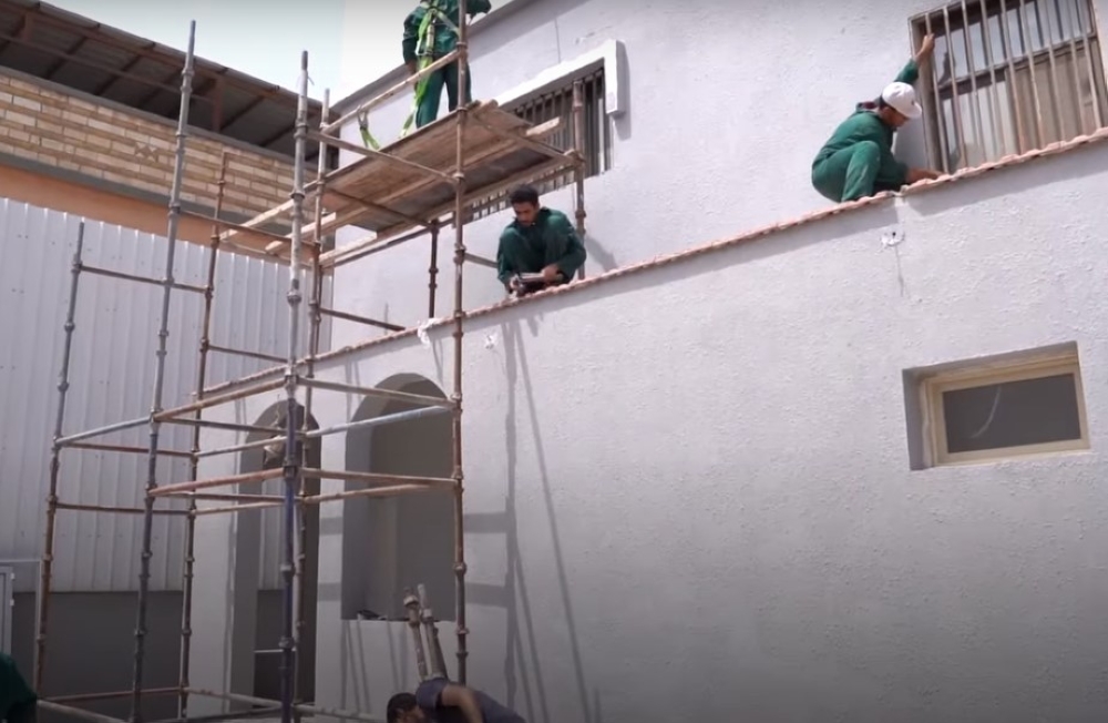 “ترميم” تسلّم المرحلة الأولى لمنازل المستفيدين في 3 أماكن