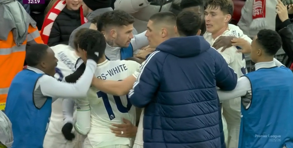 نوتينجهام فورست يفتتح التسجيل ضد ليفربول في الدوري الإنجليزي