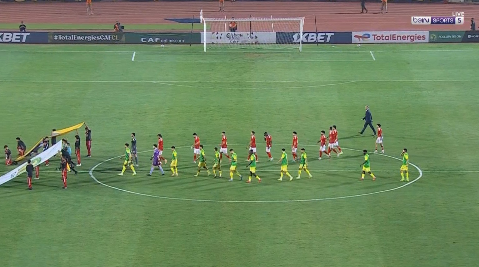 الأهلي يهزم شبيبة القبائل 4-1 في دوري أبطال أفريقيا