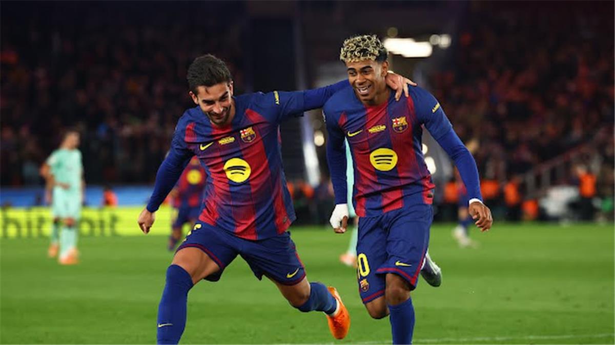 حكم مباراة برشلونة وتشيلسي في دوري أبطال أوروبا معين رسميًا