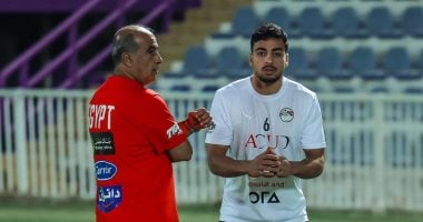 تدريبات استشفائية لمحمد إسماعيل في معسكر المنتخب قبل موقعة أوزباكستان