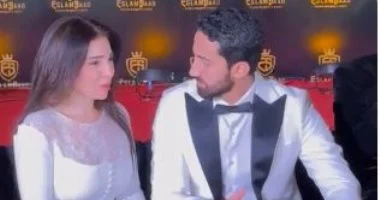 مى عز الدين وأحمد تيمور في أول ظهور رسمي بأتيليه إسلام سعد