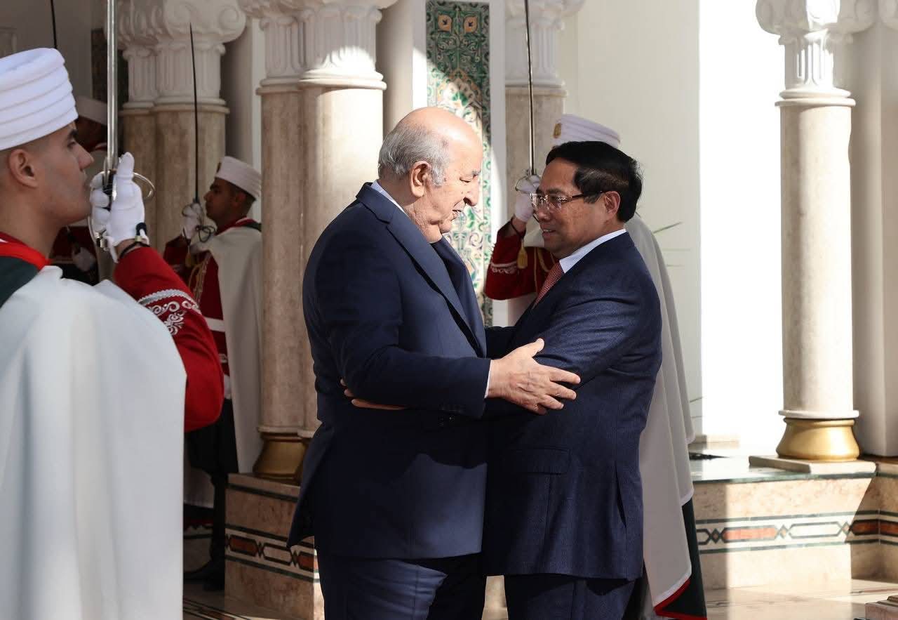 الرئيس تبون يستقبل الوزير الأول الفيتنامي في لقاء يعزز التعاون المشترك