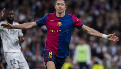 ليفاندوفسكي يتفوق على رونالدو بعد سن الـ30 في الدوريات الكبرى