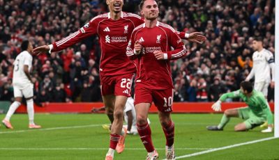 صفقة دفاعية تُشعل المنافسة بين ليفربول وتوتنهام