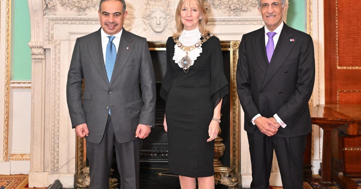 وزير المالية يجتمع مع عمدة الحي المالي لمدينة لندن