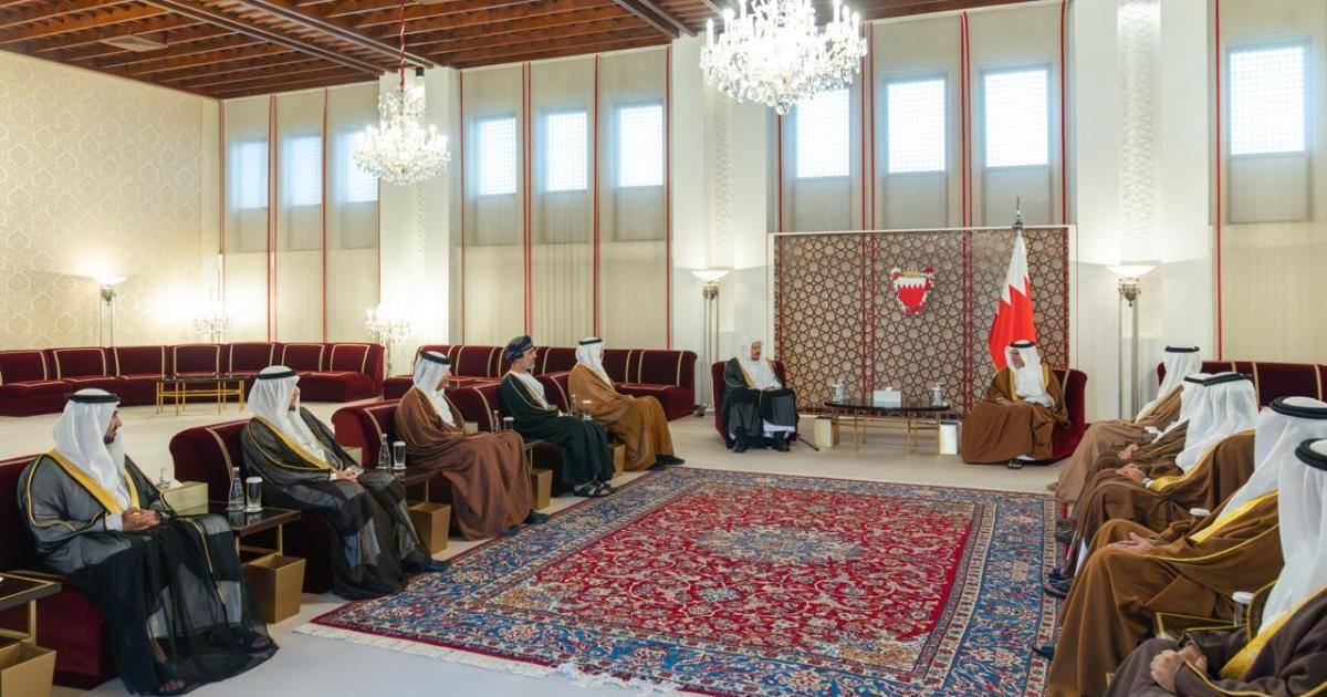 ولي العهد رئيس الوزراء بالبحرين يستقبل رئيس مجلس الشورى