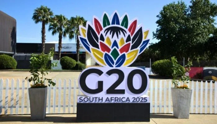 قادة أفريقيا في قمة العشرين يحذرون: ارتفاع تكاليف خدمة الدين يعرقل تنمية القارة