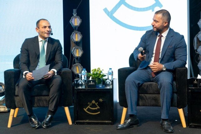 البورصة تشارك في حوار شامل لتطوير السوق وآلياتها