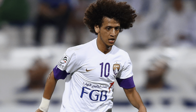 عمر عبد الرحمن يعلن اعتزاله كرة القدم