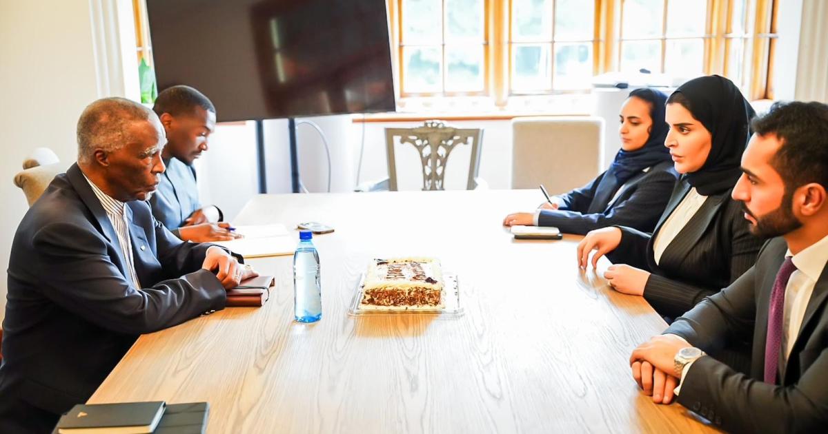 رئيس جنوب أفريقيا الأسبق يستقبل وزير الدولة للتعاون الدولي في لقاء هام يعزز العلاقات الدبلوماسية