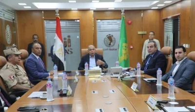 من داخل مركز السيطرة.. محافظ المنيا يتابع انطلاق عملية التصويت في انتخابات مجلس النواب 2025