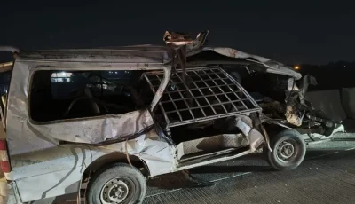 وفاة شخصين وإصابة 11 آخرين في انقلاب ميكروباص بالمنوفية