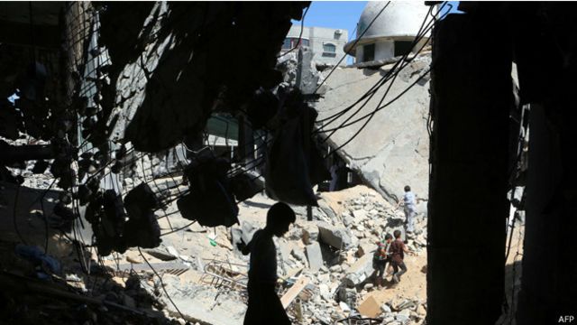 ثلاثة قتلى في غزة بانفجار قذيفة اسرائيلية من مخلفات الحرب