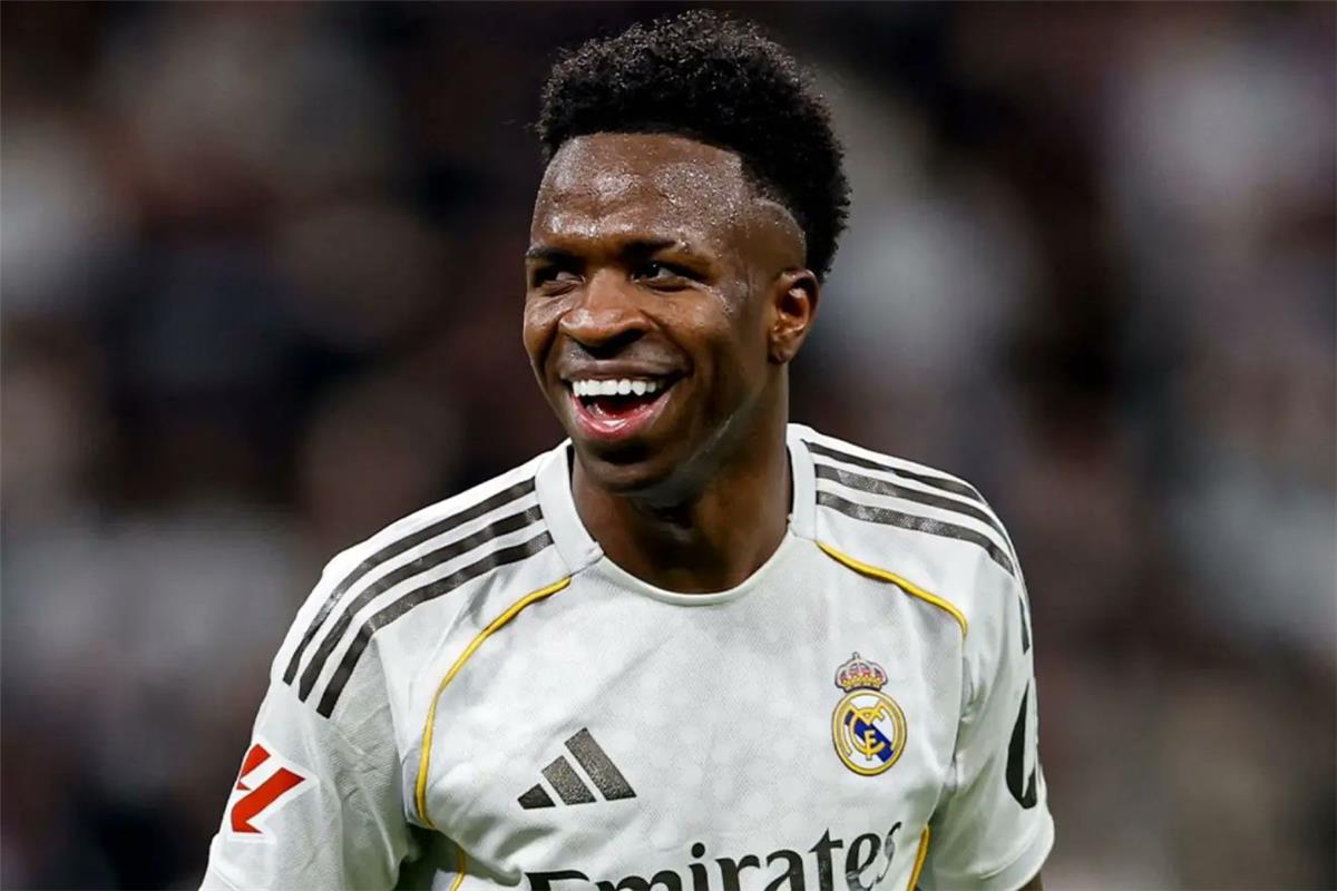 “حائط سد”.. فينيسيوس جونيور في موقف محرج بشأن مستقبله مع ريال مدريد