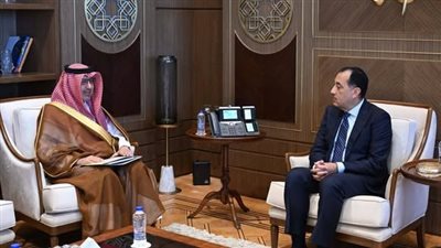رئيس الوزراء يستقبل سفير خادم الحرمين الشريفين لدى مصر لبحث تعزيز التعاون المشترك