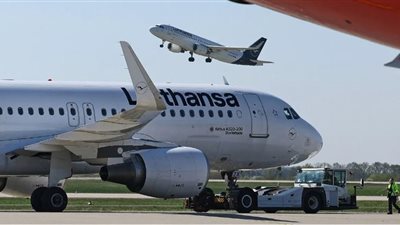 مواجهة أزمة وقود الطائرات.. «لوفتهانزا» تلغي 20 ألف رحلة لمواجهة نيران أسعار الوقود