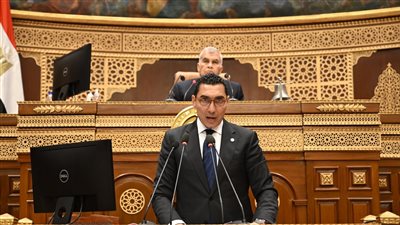 1% من عقود اللاعبين و5 جنيه على كل تذكرة.. تحيا مصر ينشر تفاصيل مشروع قانون صندوق دعم قدامى اللاعبين المعد من وزارة الشباب والرياضة