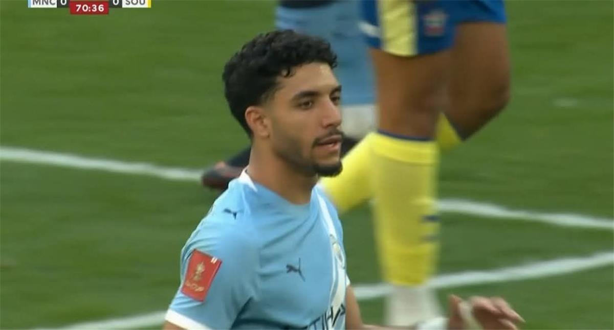 شبكة إنجليزية تنتقد أداء عمر مرموش في مباراة مانشستر سيتي وساوثهامبتون