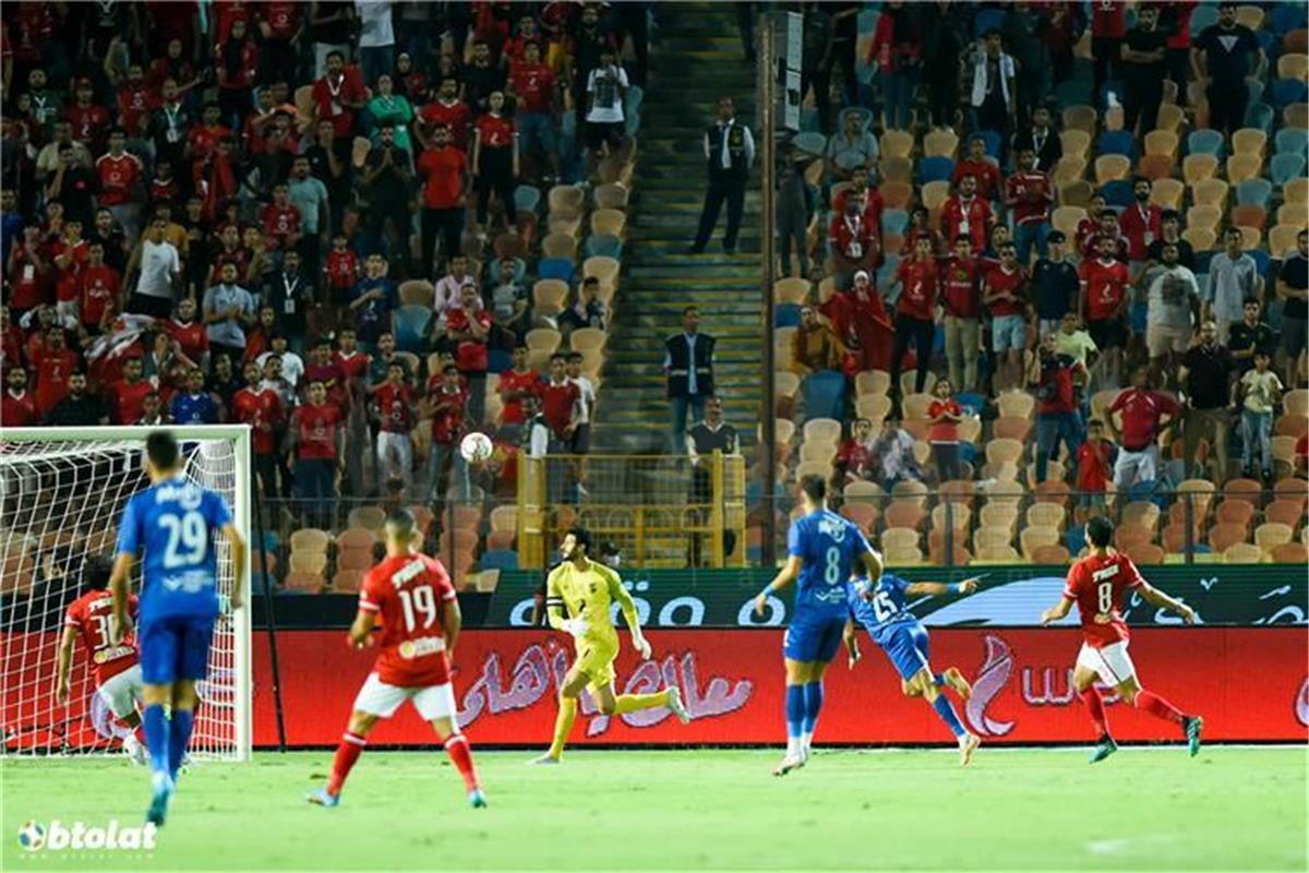 تحديد عدد الجماهير في مباراة الأهلي والزمالك بـ الدوري المصري