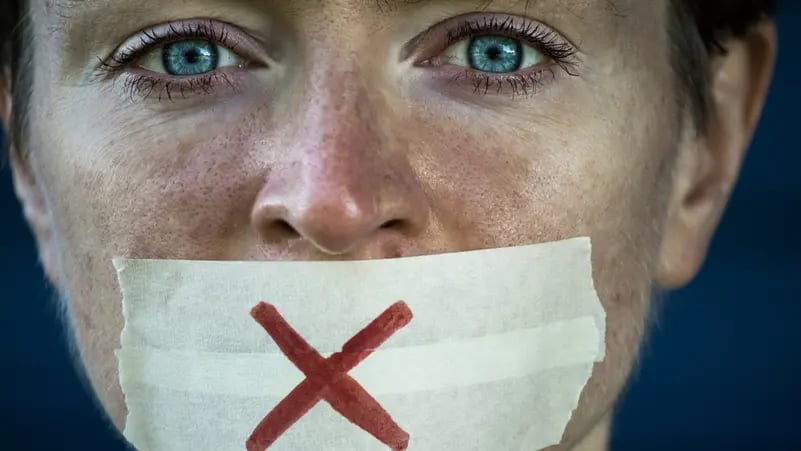 ساعتان من الصمت تغيّر الدماغ.. 7 فوائد مثبتة و8 طرق عملية للتطبيق — سبق