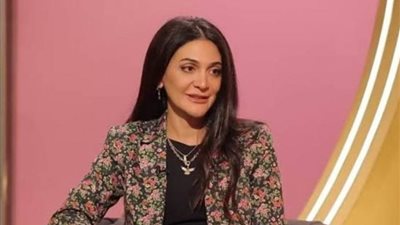 وفاة والد ليلى الفاروق طليقة أمير عيد