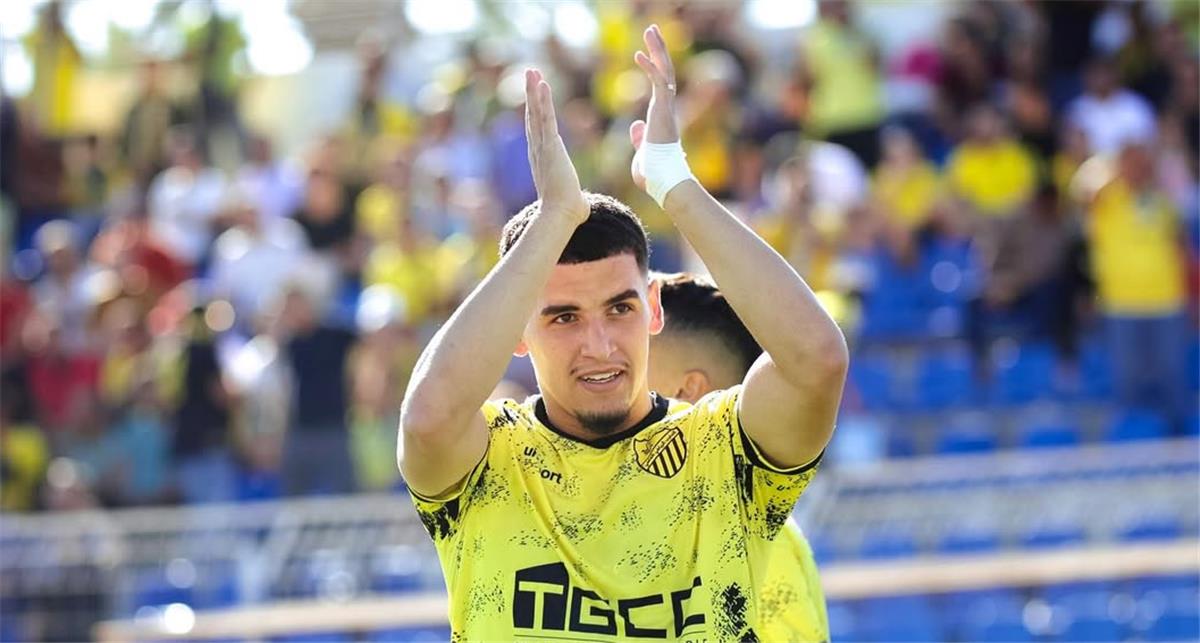 خاص | كواليس عرض هداف المغرب الفاسي على الأهلي.. ورد النادي