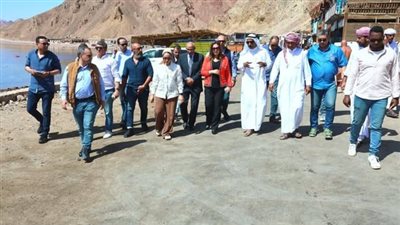 وضع مخطط متكامل لتطوير الخدمات بمنطقة “البلو هول” بمحمية “أبو جالوم” بمدينة دهب