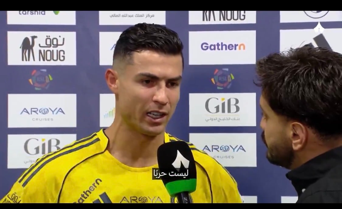 رونالدو ينتقد «الفوضى والشكوى» في دوري روشن ويؤكد أنها لم تعد كرة قدم — سبق