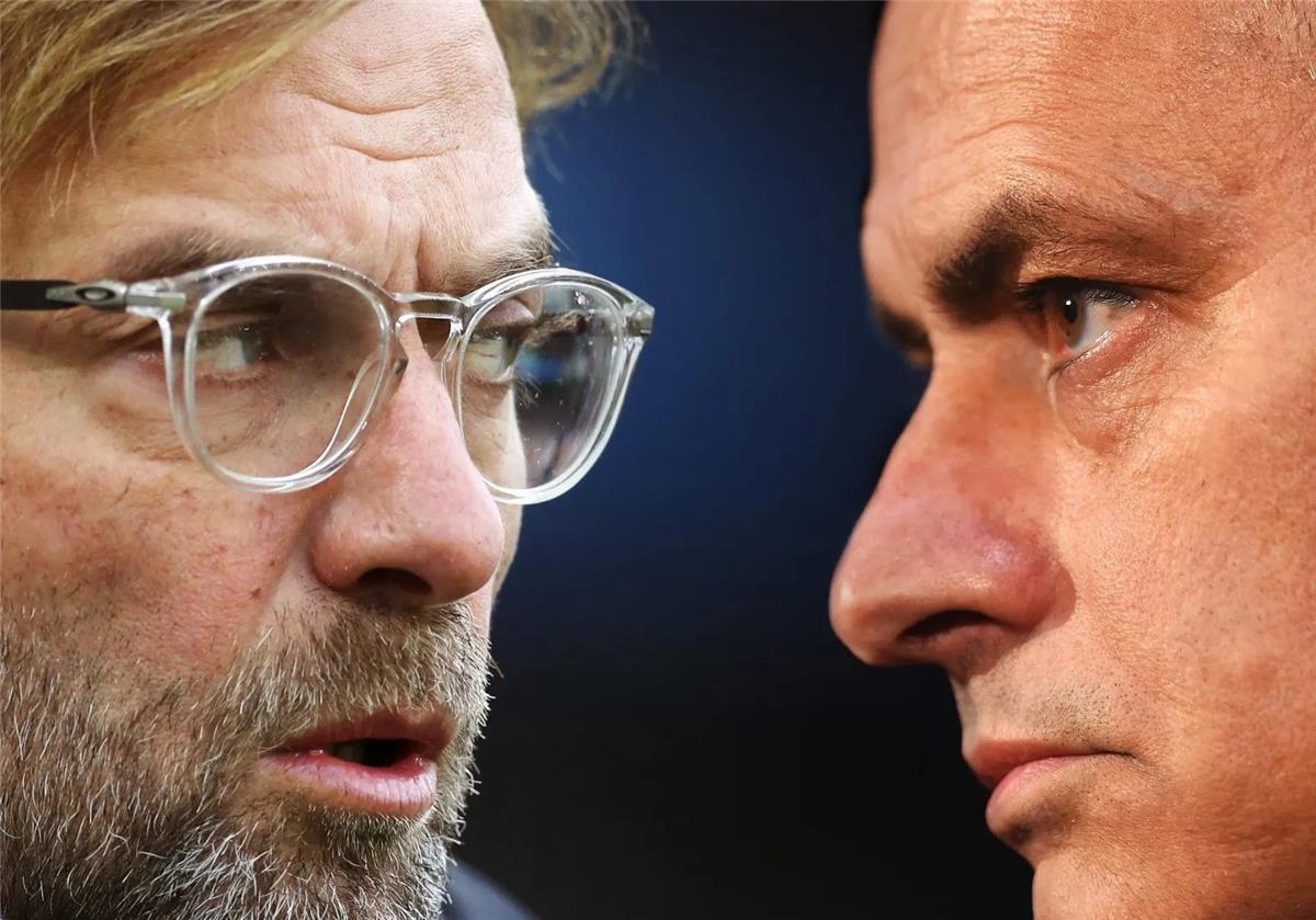 غرفة ملابس ريال مدريد تحسم رغبتها بين كلوب ومورينيو لخلافة أربيلوا