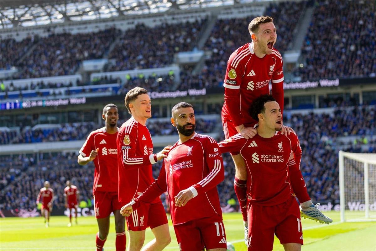 فنربخشة يستعد لـ لم شمل محمد صلاح مع لاعب ليفربول الصيف المقبل