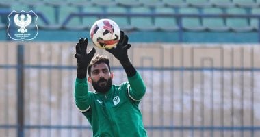 النحاس يفاضل بين عصام ثروت ومحمود حمدى لحراسة مرمى المصرى أمام إنبى