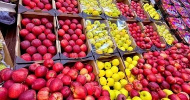 أسعار الفاكهة فى الأسواق والمحلات بمحافظة الأقصر اليوم الإثنين 13 أبريل 2026