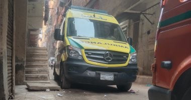 إصابة 7 أشخاص إثر انهيار “بلكونة” عقار قديم في البحيرة