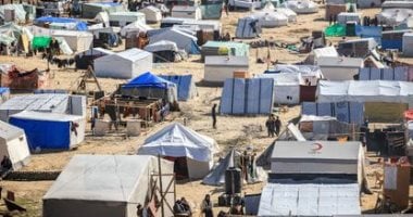 بعد 6 أشهر من وقف إطلاق النار.. الأوضاع فى غزة ما زالت فى تدهور.. لجنة الإنقاذ الدولية: 2 مليون نازح فى الخيام يواجهون العواصف والأمطار وسط هجمات مستمرة.. ومسئولة بالمنظمة: 77% من سكان القطاع يعانون من الجوع