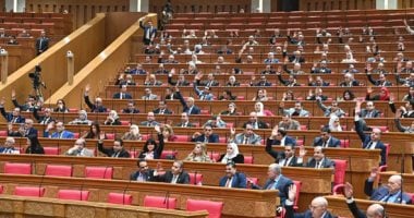 “عربية النواب” تفتح ملف حماية العمالة المصرية بالخليج في ظل التوترات الإقليمية