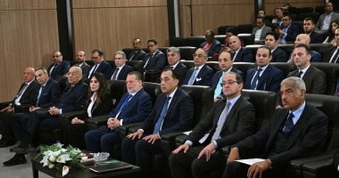 رئيس الوزراء خلال مراسم إطلاق مشروع “The Spine” بمدينة القاهرة الجديدة: المشروع باستثمارات تتجاوز 1.4 تريليون جنيه ويوفر أكثر من 155 ألف فرصة عمل مباشرة وغير مباشرة كما يحقق عوائد ضريبية تتجاوز 800 مليار جنيه