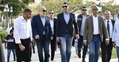 وزير الرياضة ومحافظ الجيزة يتفقدان أعمال التطوير بنادى الصيد بأكتوبر