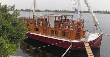 جمال النيل والدهبيات يزين المرسى السياحي بإدفو في أسوان.. فيديو