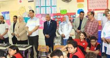 مدير تعليم سوهاج يشهد حوارًا دوليًا بين طلاب طهطا وأوساكا اليابانية