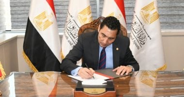 وزير الرياضة يوقع مذكرتى تفاهم مع دول بريكس بلس بحضور سفيرى البرازيل والهند