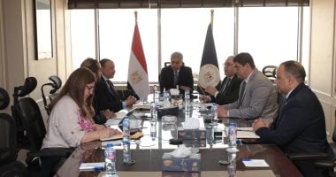 وزير السياحة يبحث سبل تطوير مجال الغوص والأنشطة البحرية في مصر