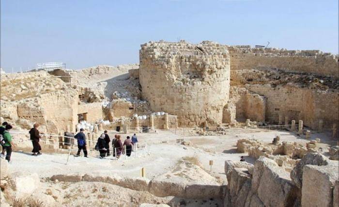 انسحاب القوات السورية من طفس في درعا بعد انتهاء العمليات