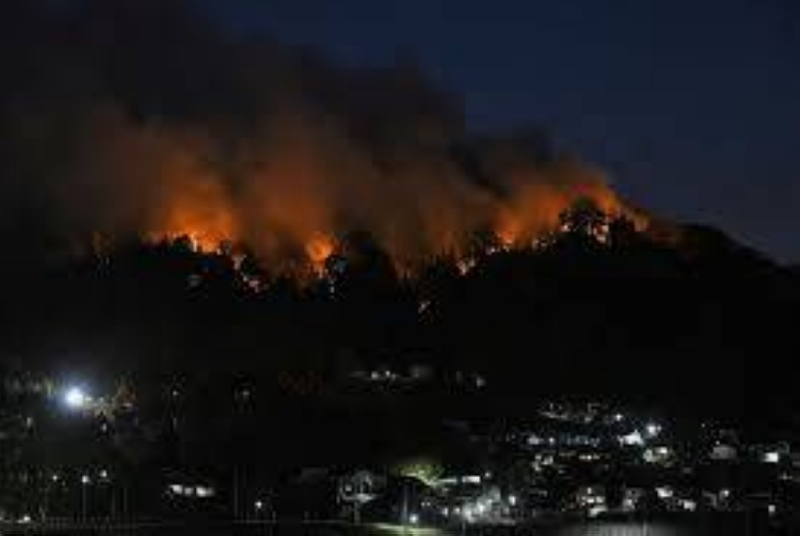 فرق الإطفاء تكافح حريقين في اليابان وإجلاء أكثر من 3 آلاف شخص