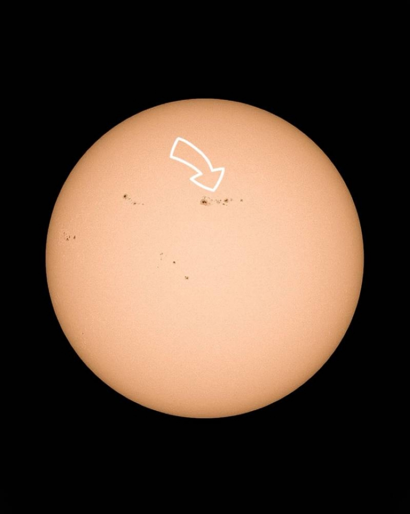 فلكية جدة.. بقعة شمسية تواجه الأرض