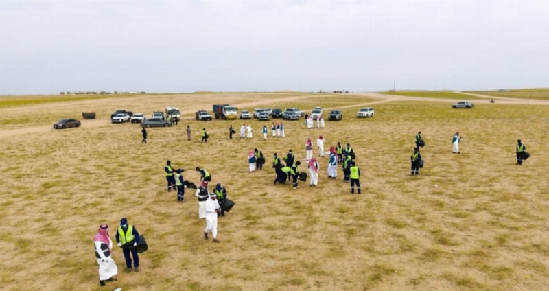 بلدية النعيرية تطلق مبادرة بيئية لتعزيز الوعي بنظافة المتنزهات البرية