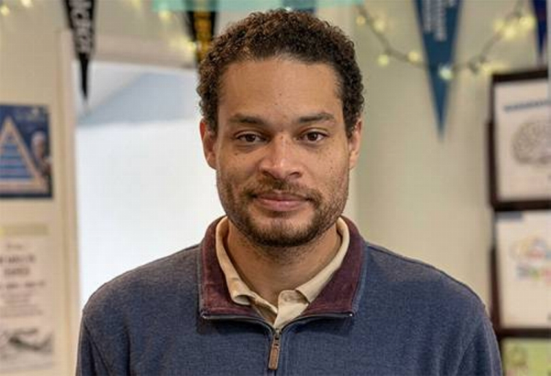 مطور ألعاب بالفطرة ومدرس بالخبرة