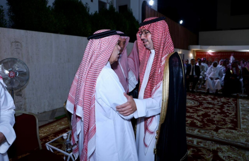 أمراء ووزراء يواسون أسرتَي القصبي وظهران في فقيدتهم “منى”