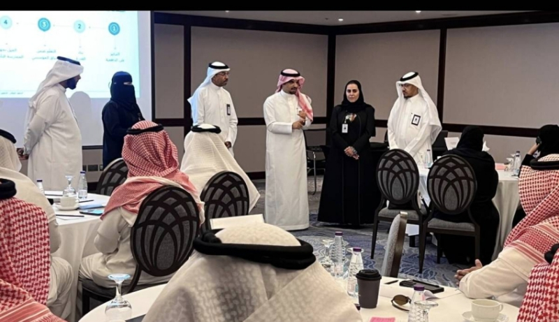 برنامج التطوير المهني لقيادات المدارس في تعليم الاحساء